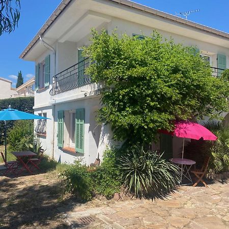 Chez Madou, T1 En Bas De Villa Et Rez De Jardin A 900M De La Mer Et Des Commerces Frejus Luaran gambar